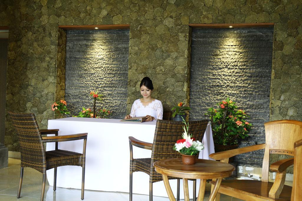 Puri Karang Besakih Otel Menanga Dış mekan fotoğraf
